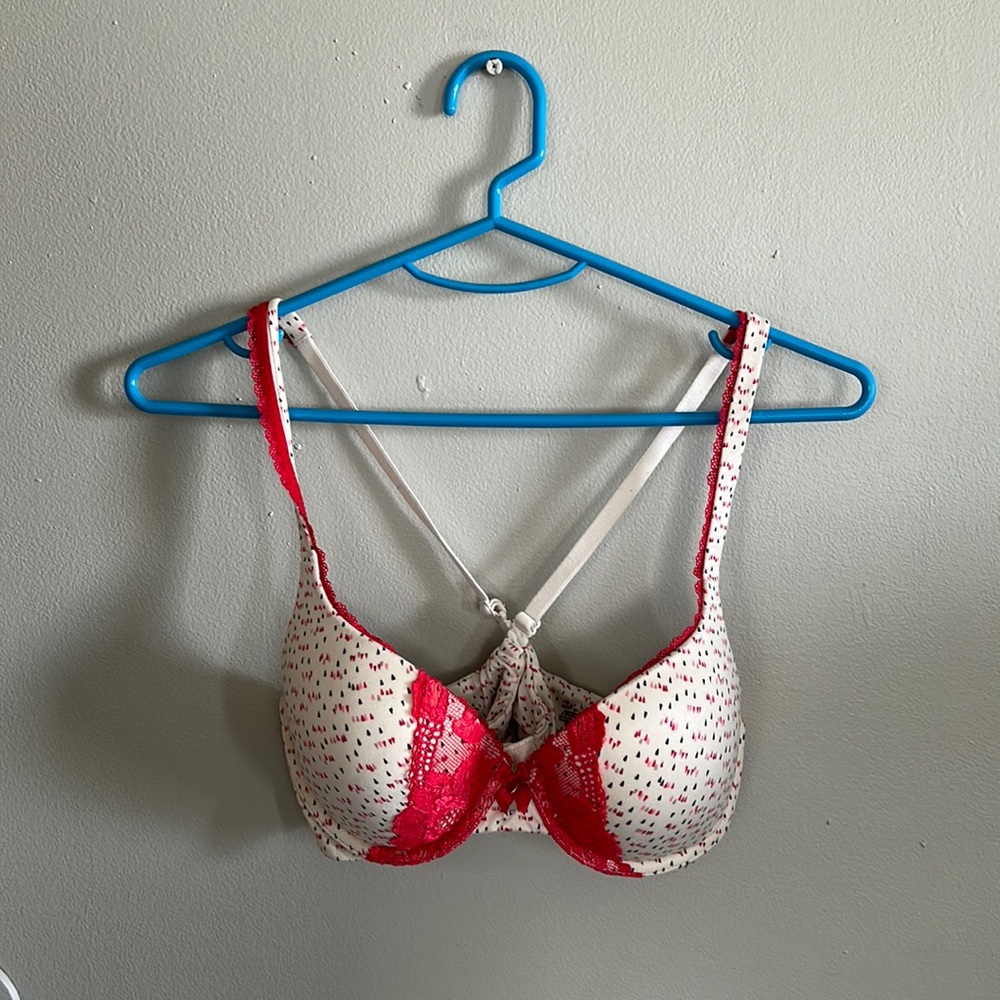 Victoria secret comfy cutie bra Size 32c